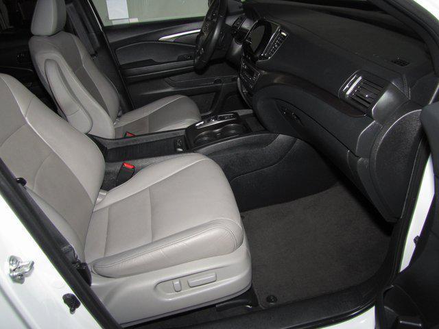 used 2022 Honda Passport car, priced at $27,998