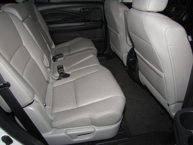 used 2022 Honda Passport car, priced at $27,998