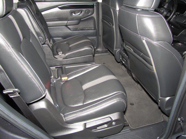 used 2024 Honda Pilot car, priced at $36,998