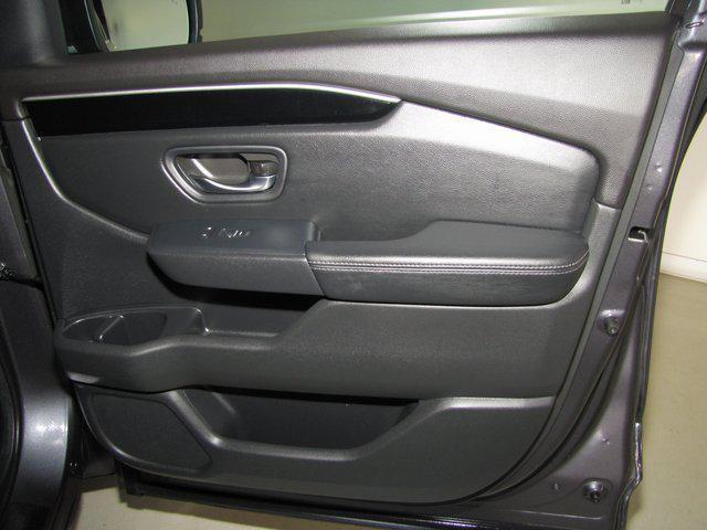 used 2024 Honda Pilot car, priced at $36,998