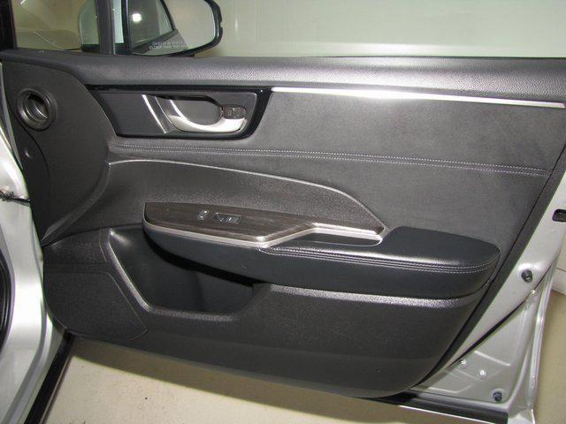 used 2018 Honda Clarity Plug-In Hybrid car, priced at $20,998