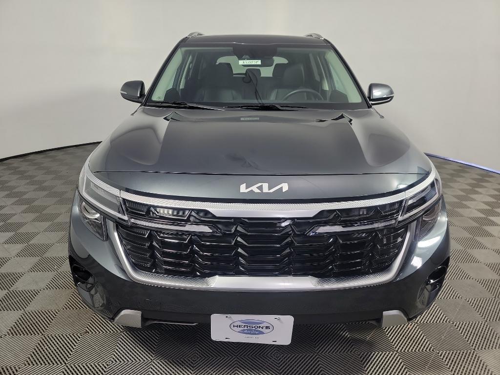 used 2025 Kia Seltos car, priced at $26,991