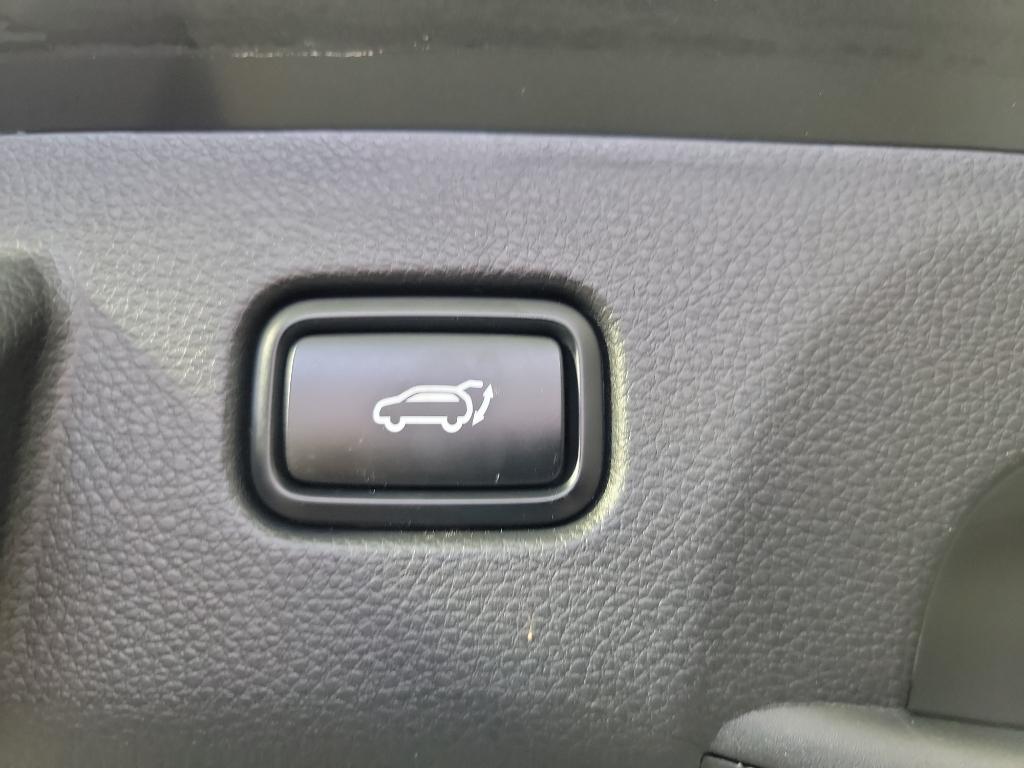 used 2025 Kia Seltos car, priced at $26,991