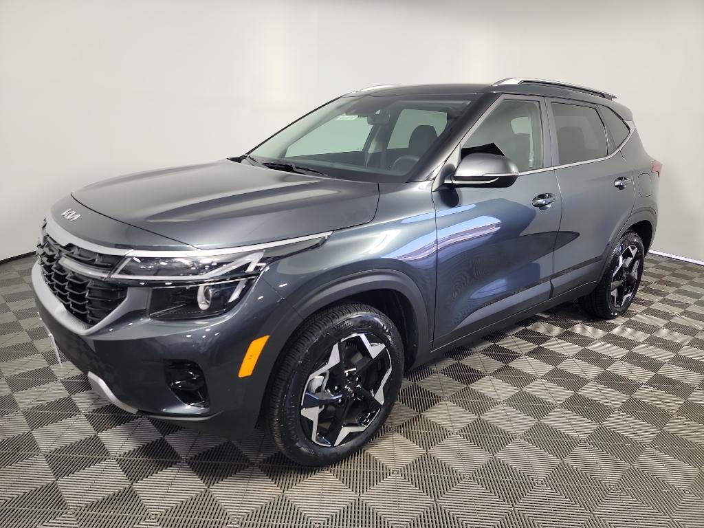 used 2025 Kia Seltos car, priced at $26,991