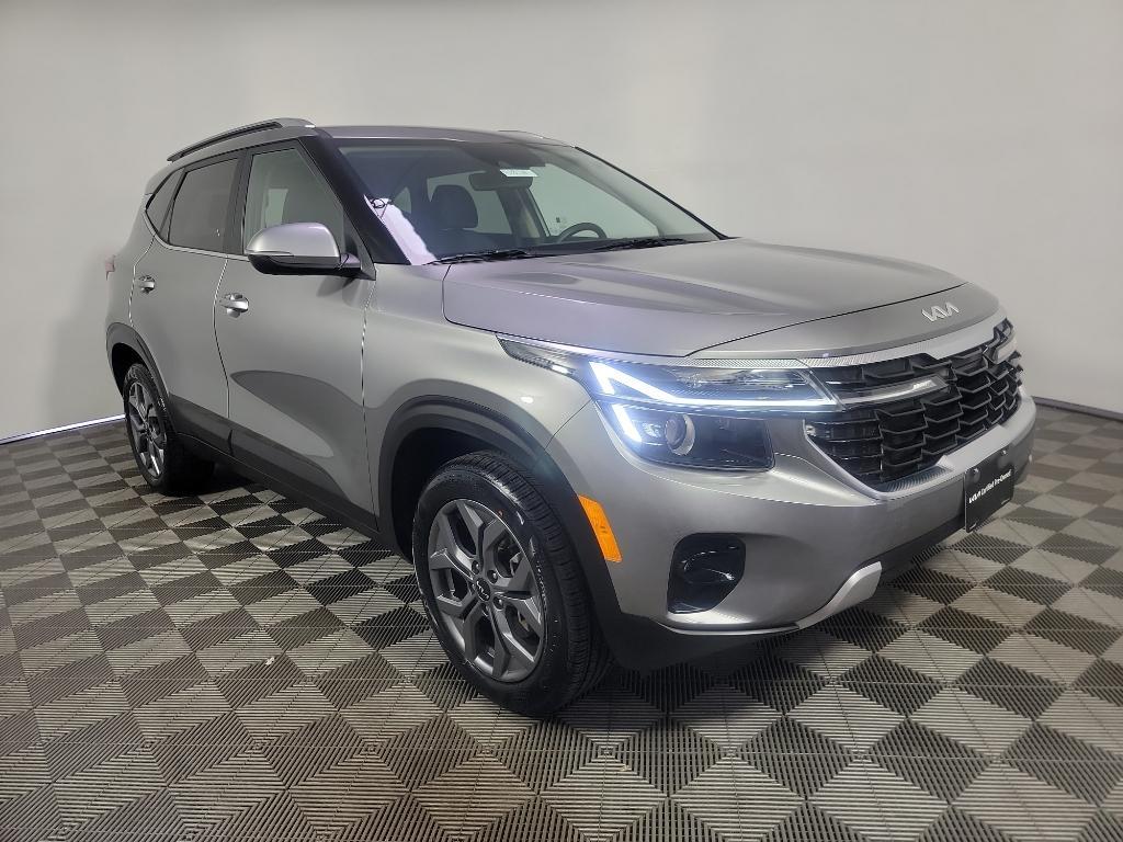 used 2024 Kia Seltos car, priced at $24,991