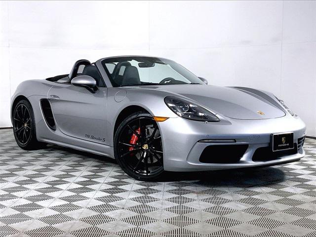 new 2025 Porsche 718 Boxster car, priced at $107,925