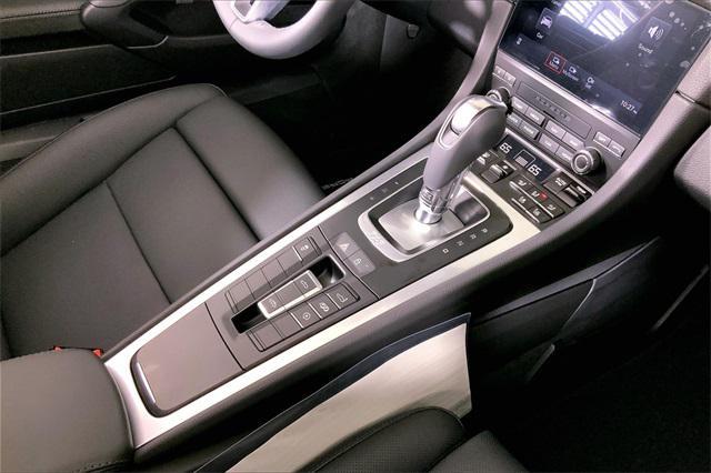 new 2025 Porsche 718 Boxster car