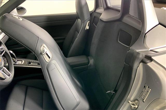 new 2025 Porsche 718 Boxster car