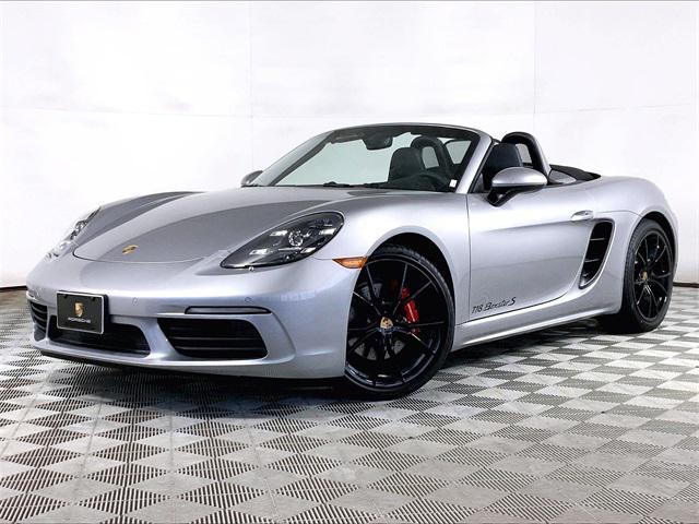 new 2025 Porsche 718 Boxster car, priced at $107,925