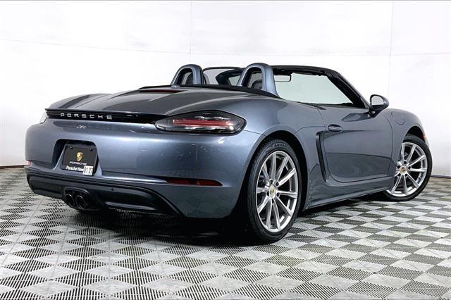 new 2025 Porsche 718 Boxster car