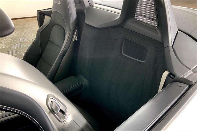 new 2025 Porsche 718 Boxster car