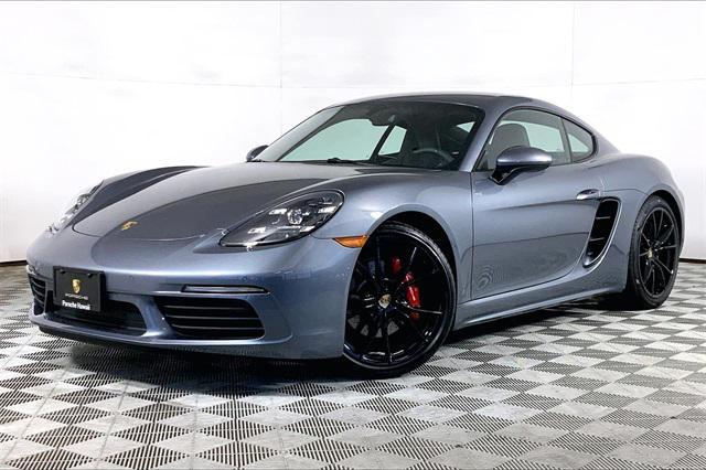 new 2025 Porsche 718 Cayman car