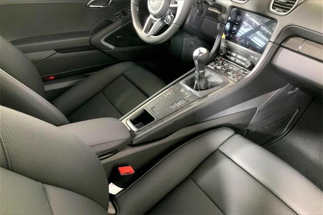 new 2025 Porsche 718 Cayman car