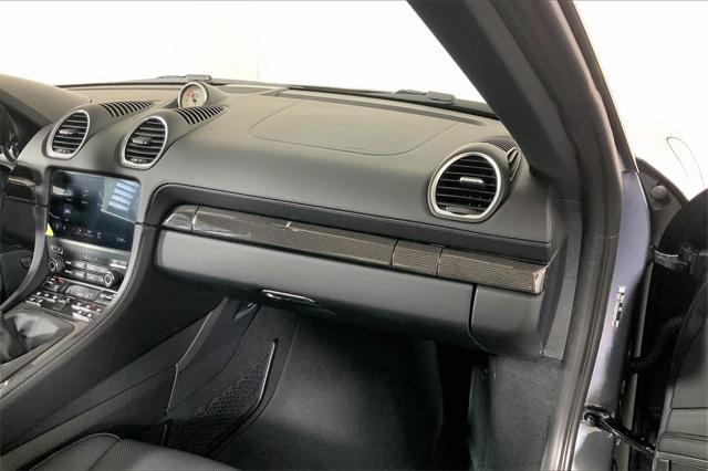 new 2025 Porsche 718 Cayman car