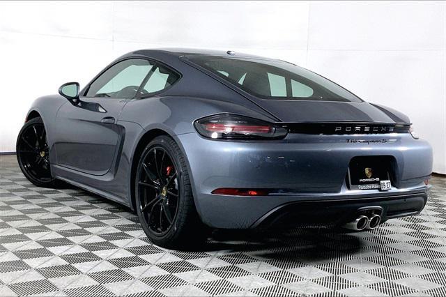 new 2025 Porsche 718 Cayman car