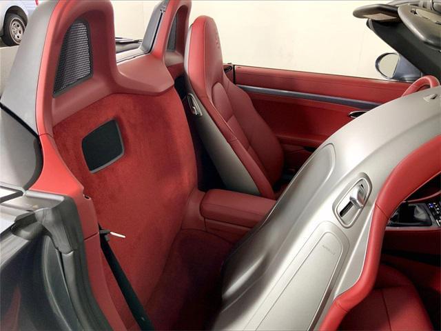 new 2025 Porsche 718 Boxster car, priced at $91,575
