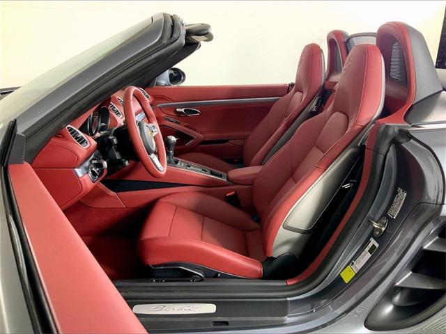 new 2025 Porsche 718 Boxster car, priced at $91,575