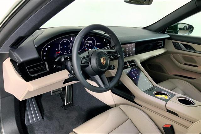 new 2025 Porsche Taycan car