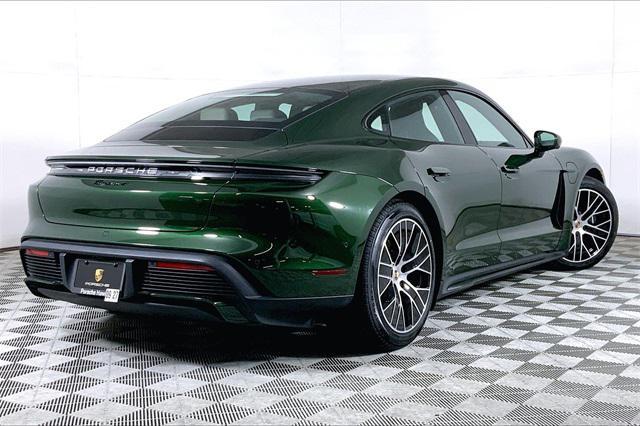 new 2025 Porsche Taycan car