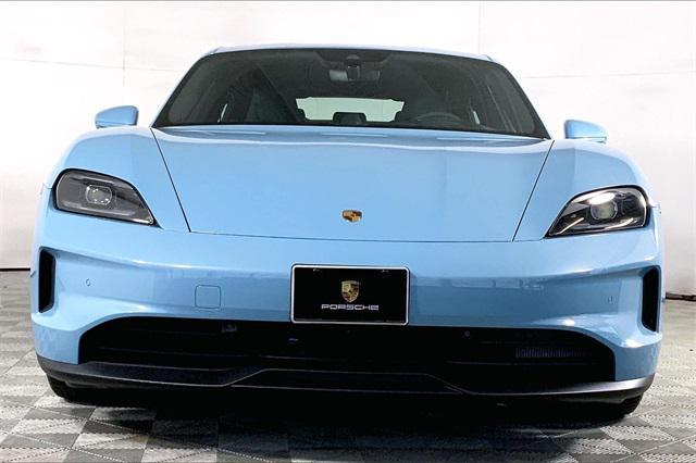 new 2025 Porsche Taycan car