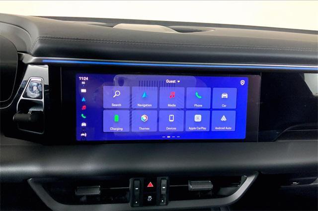 new 2025 Porsche Macan car