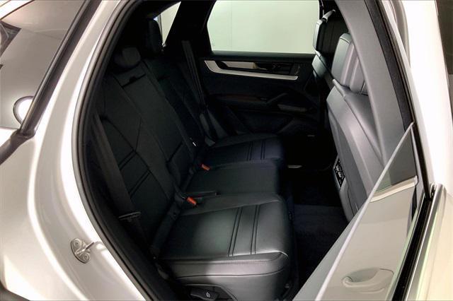 new 2025 Porsche Cayenne car, priced at $100,605