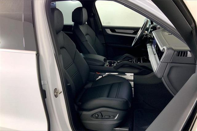 new 2025 Porsche Cayenne car, priced at $100,605