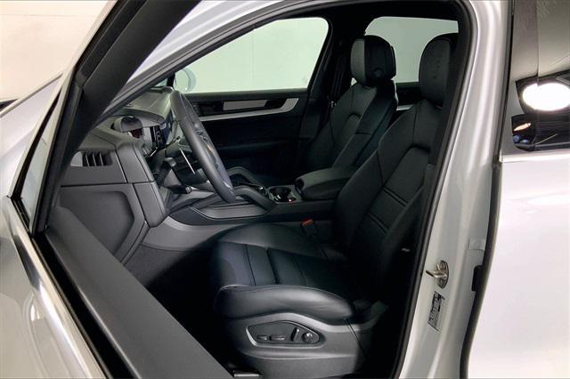 new 2025 Porsche Cayenne car, priced at $100,605