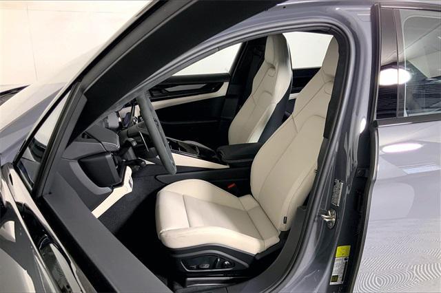 new 2025 Porsche Panamera car
