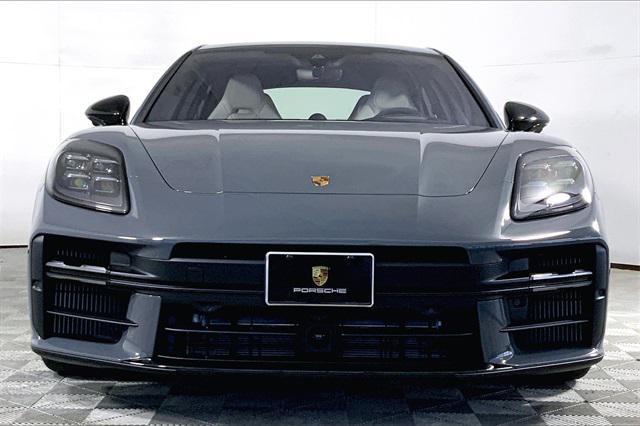 new 2025 Porsche Panamera car