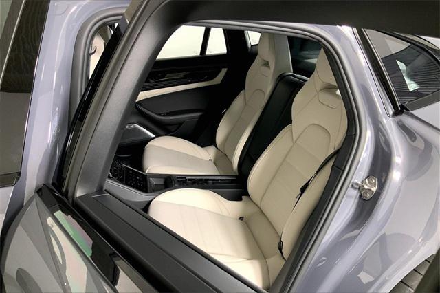 new 2025 Porsche Panamera car