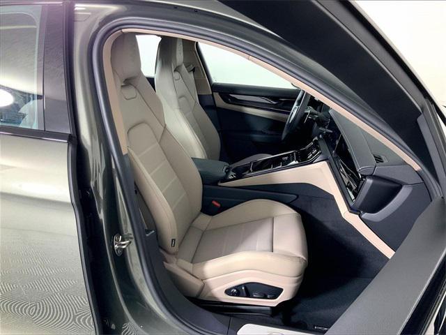 new 2026 Porsche Panamera car