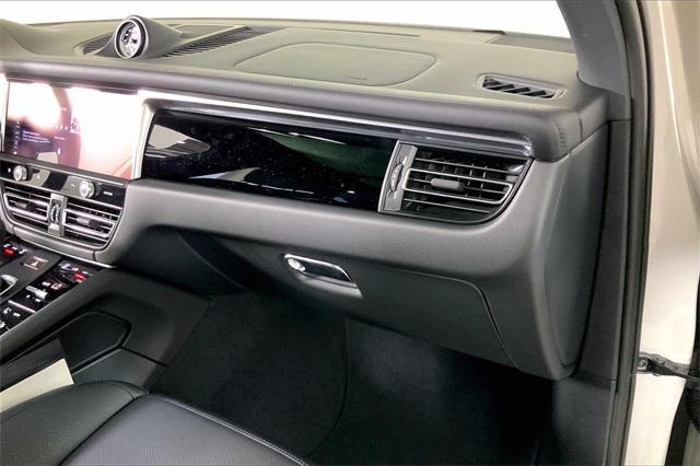 new 2025 Porsche Macan car