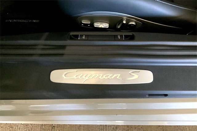 new 2025 Porsche 718 Cayman car