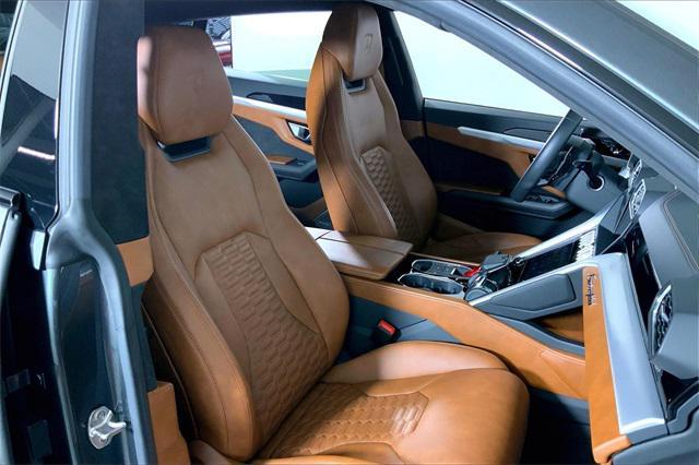 used 2019 Lamborghini Urus car, priced at $175,995