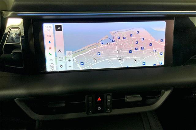 new 2025 Porsche Macan car