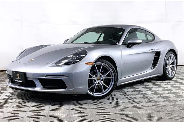 new 2025 Porsche 718 Cayman car