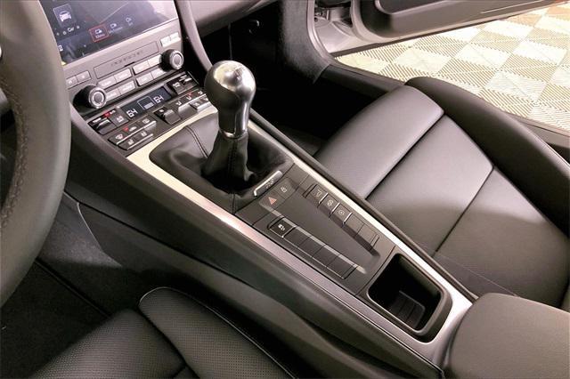 new 2025 Porsche 718 Cayman car