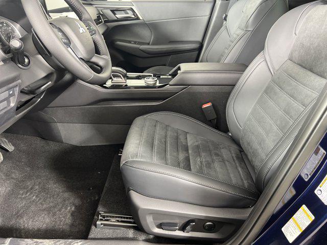 new 2025 Mitsubishi Outlander car, priced at $34,530
