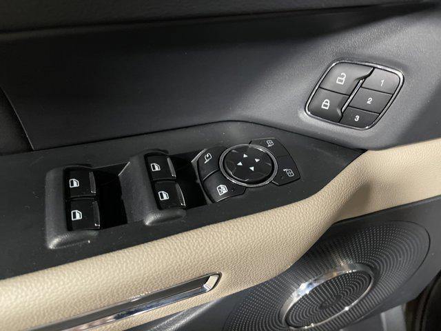 used 2024 Ford Expedition car, priced at $52,997
