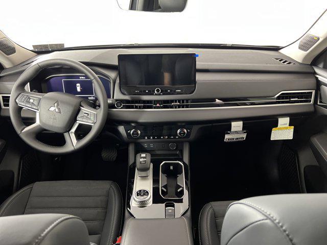 new 2025 Mitsubishi Outlander car, priced at $38,215