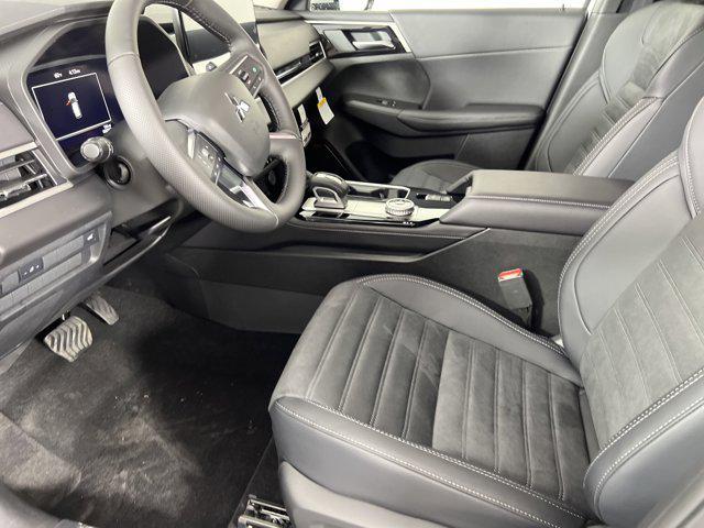 new 2025 Mitsubishi Outlander car, priced at $38,075