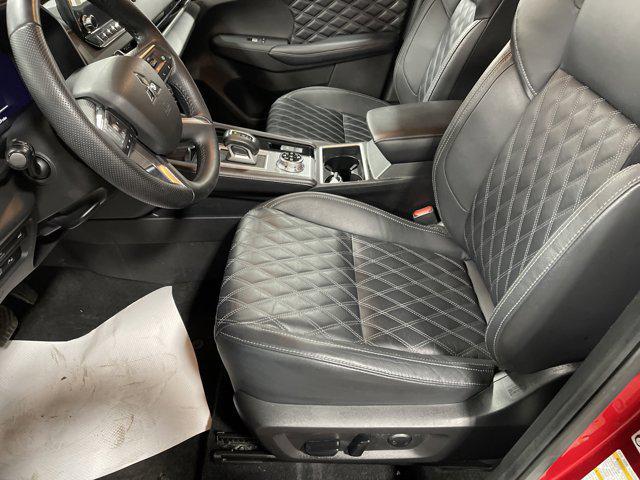 used 2023 Mitsubishi Outlander PHEV car, priced at $28,997