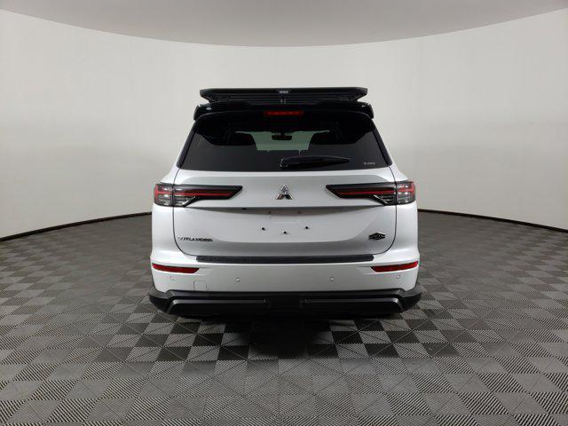 new 2025 Mitsubishi Outlander car, priced at $42,062