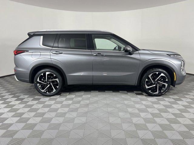 new 2024 Mitsubishi Outlander car, priced at $33,740