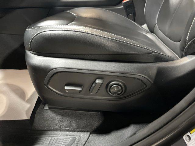 used 2023 Jeep Grand Cherokee L car, priced at $33,997