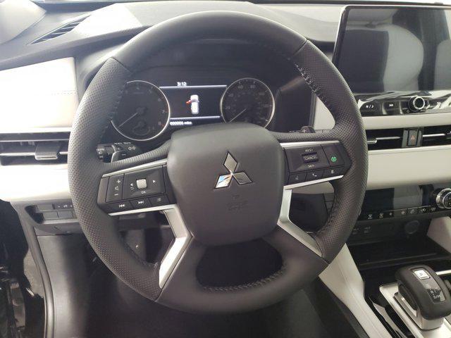 new 2025 Mitsubishi Outlander car, priced at $38,385