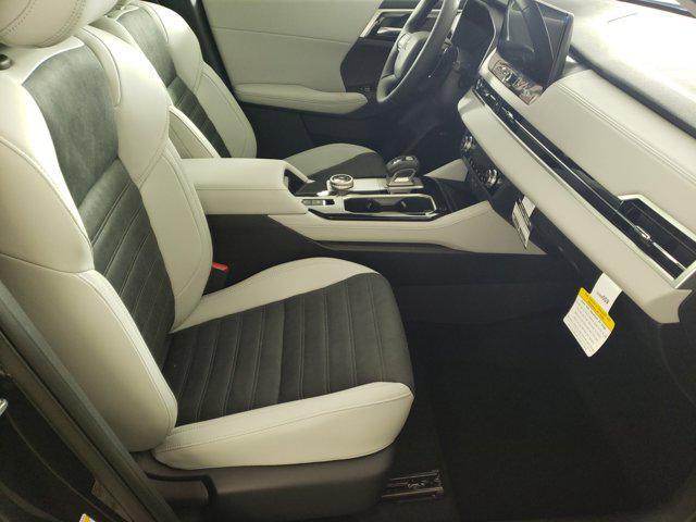 new 2025 Mitsubishi Outlander car, priced at $38,385