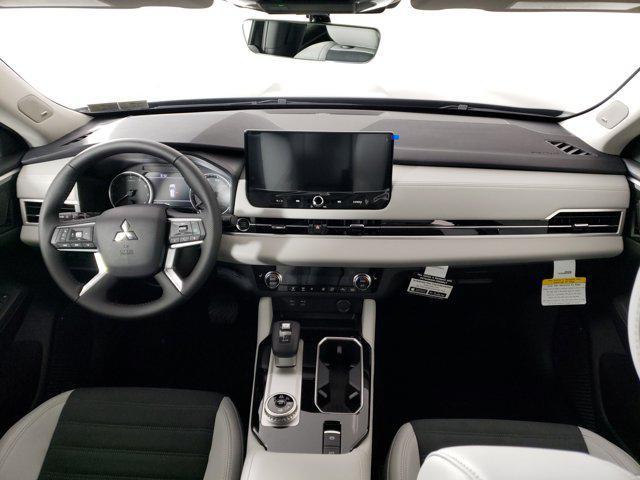 new 2025 Mitsubishi Outlander car, priced at $38,385
