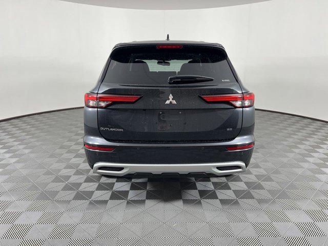 new 2024 Mitsubishi Outlander car, priced at $32,070